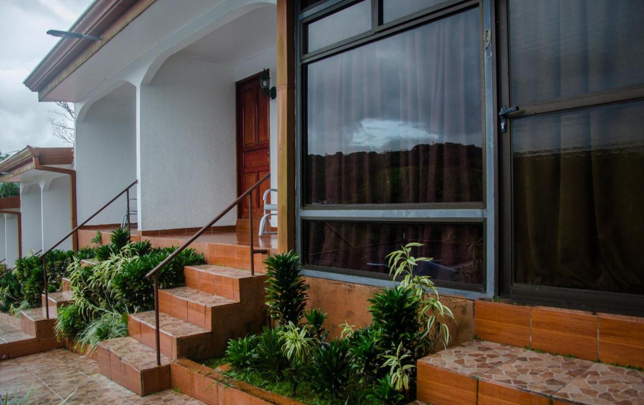 Hotel Cielo Azul Resort Tilaran Exterior photo